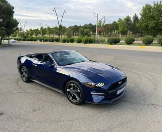 Autóbérlés Ford Mustang Cabrio #10694 Automatikus Tbilisziben, 2,3L motorral felszerelve ➤ Eugeni-től Grúziában.