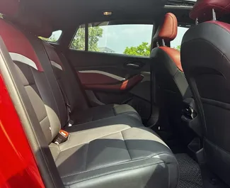 Interior do MG 5/GT para aluguer na Tailândia. Um excelente carro de 5 lugares com transmissão Automático.