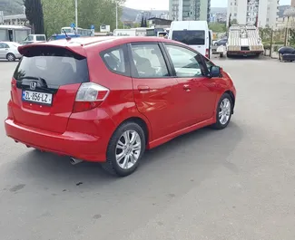 Utleie av Honda Fit. Økonomi, Komfort bil til leie i Georgia ✓ Depositum på 200 GEL ✓ Forsikringsalternativer: TPL, CDW, SCDW, Passasjerer, Tyveri, Ung.