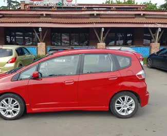 Bilutleie Honda Fit #10842 med Automatisk i Tbilisi, utstyrt med 1,5L-motor ➤ Fra Zurab i Georgia.