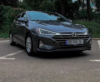 Autóbérlés Hyundai Elantra #9593 Automatikus Tbilisziben, 2,0L motorral felszerelve ➤ Irakli-től Grúziában.