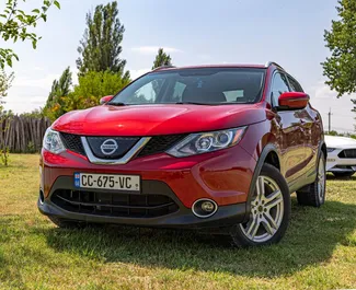 Prenájom auta Nissan Qashqai 2018 v v Gruzínsku, s vlastnosťami ✓ palivo Benzín a výkon 141 koní ➤ Od 120 GEL za deň.