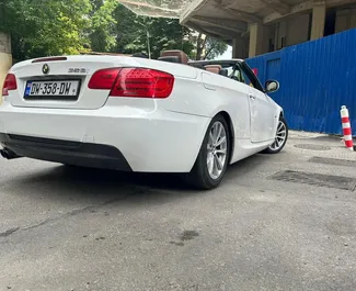 Aluguel de carro BMW 3-series Cabrio 2013 na Geórgia, com ✓ combustível Gasolina e  cavalos de potência ➤ A partir de 160 GEL por dia.