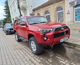 Benzīns 4,0L dzinējs Toyota 4 Runner 2016 nomai Tbilisi.