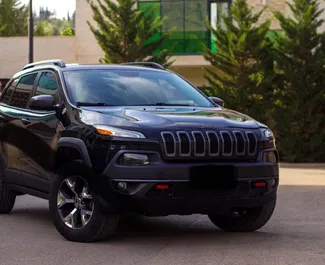 Nomas automašīnas priekšskats Jeep Cherokee Tbilisi, Gruzija ✓ Automašīna #10859. ✓ Pārnesumu kārba Automātiskais TM ✓ Atsauksmes 0.