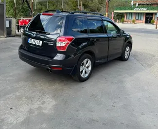 Frontvisning av en leiebil Subaru Forester i Kutaisi, Georgia ✓ Bil #10906. ✓ Automatisk TM ✓ 0 anmeldelser.