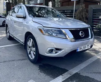 Najem avtomobila Nissan Pathfinder #10644 z menjalnikom Samodejno v v Tbilisiju, opremljen z motorjem 3,5L ➤ Od Julia v v Gruziji.