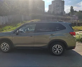 Subaru Forester bérlése. Kényelmes, SUV, Crossover típusú autó bérlése Grúziában ✓ Letét nélkül ✓ Biztosítási opciók: TPL.