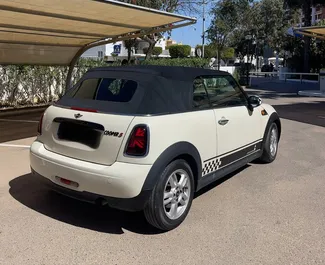 Alquiler de coches Mini Cooper Cabrio n.º 10834 Automático en Barcelona, equipado con motor de 1,6L ➤ De Sergei en España.