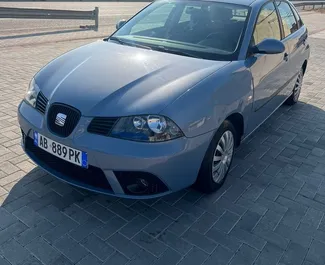 SEAT Ibiza 2008 متاحة للإيجار في في دوريس، مع حد أقصى للمسافة غير محدود.