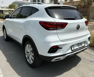 Benzinas 1,8L variklis MG ZS 2023 nuomai Dubajuje.