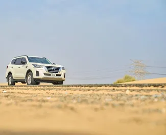 Vista frontal de um aluguel Nissan X-Terra no Dubai, Emirados Árabes Unidos ✓ Carro #10849. ✓ Transmissão Automático TM ✓ 0 avaliações.