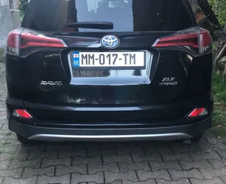 Alquiler de coches Toyota Rav4 2017 en Georgia, con ✓ combustible de Híbrido y 176 caballos de fuerza ➤ Desde 123 GEL por día.