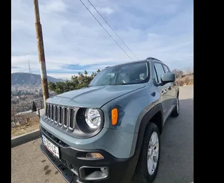 Framvy av en hyrbil Jeep Renegade i Tbilisi, Georgien ✓ Bil #8923. ✓ Växellåda Automatisk TM ✓ 1 recensioner.