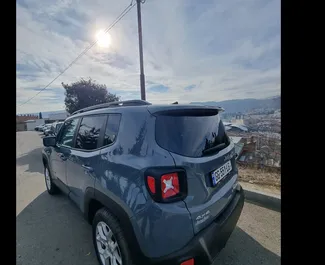 Uthyrning av Jeep Renegade. Ekonomi, Komfort, Crossover bil för uthyrning i Georgien ✓ Utan deposition ✓ Försäkringsalternativ: TPL, CDW, Stöld, Ingen insättning.