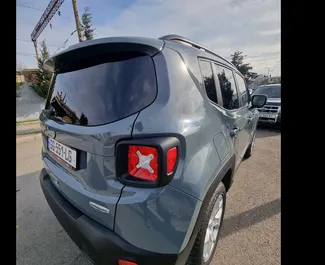 Jeep Renegade 2018 tillgänglig för uthyrning i Tbilisi, med en körsträckegräns på obegränsad.