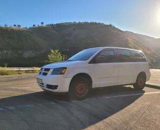 조지아에서에서 대여하는 Dodge Grand Caravan 2008 차량, 특징: ✓Petrol 연료 및 175마력 ➤ 하루 170 GEL부터 시작.