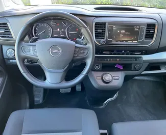 واجهة أمامية لسيارة إيجار Opel Zafira Life في في مطار أنطاليا, تركيا ✓ رقم السيارة 11063. ✓ ناقل حركة أوتوماتيكي ✓ تقييمات 0.