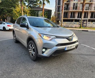 Toyota Rav4のレンタル。グルジアにてでの快適さ, SUV, クロスオーバーカーレンタル ✓ 保証金なし ✓ TPL, FDW, 乗客数, 盗難, デポジットなしの保険オプション付き。