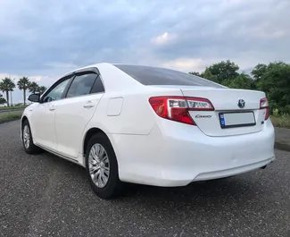 Alquiler de Toyota Camry. Coche Confort, Premium para alquilar en Georgia ✓ Depósito de 270 GEL ✓ opciones de seguro TPL, SCDW, FDW, Pasajeros, Robo, Joven.