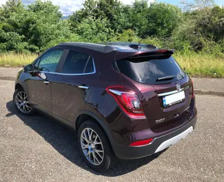 Ενοικίαση Buick Encore. Αυτοκίνητο Άνεση, Crossover προς ενοικίαση στη Γεωργία ✓ Κατάθεση 270 GEL ✓ Επιλογές ασφάλισης: TPL, SCDW, FDW, Επιβάτες, Κλοπή, Καινούρια.