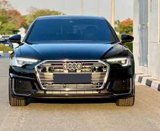 Alquiler de Audi A6. Coche Premium para alquilar en los EAU ✓ Sin depósito ✓ opciones de seguro TPL, SCDW, Pasajeros, Robo, Sin depósito.