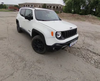 Frontvisning af en udlejnings Jeep Renegade i Kutaisi, Georgien ✓ Bil #11179. ✓ Automatisk TM ✓ 3 anmeldelser.