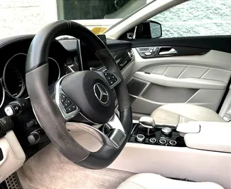 محرك البنزين بسعة 3,6 لتر لسيارة Mercedes-Benz CLS53 AMG 2020 للإيجار في في تبليسي.