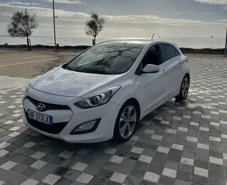 Najem Hyundai i30. Avto tipa Ekonomičen, Udobje za najem v v Albaniji ✓ Brez depozita ✓ Možnosti zavarovanja: TPL, CDW, FDW, Kraja, V tujini, Mladi.