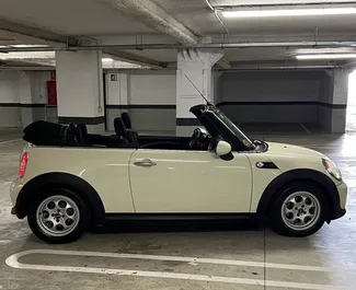 Ενοικίαση αυτοκινήτου Mini Cooper Cabrio 2014 στην Ισπανία, περιλαμβάνει ✓ καύσιμο Ντίζελ και 150 ίππους ➤ Από 52 EUR ανά ημέρα.