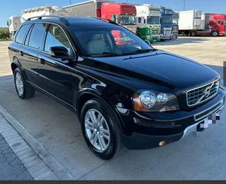 Volvo XC90 2013 araç kiralama Arnavutluk'ta, ✓ Benzin yakıt ve 240 beygir gücü özellikleriyle ➤ Günde başlayan fiyatlarla 40 EUR.