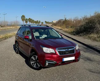 Vista frontal de un Subaru Forester de alquiler en Batumi, Georgia ✓ Coche n.º 11383. ✓ Automático TM ✓ 0 opiniones.