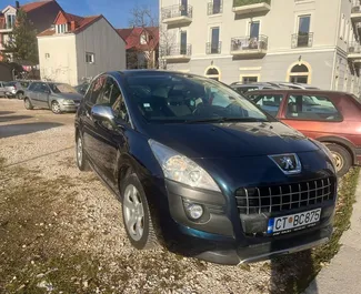 Najem avtomobila Peugeot 3008 #11537 z menjalnikom Samodejno v v Budvi, opremljen z motorjem 1,6L ➤ Od Filip v v Črni gori.