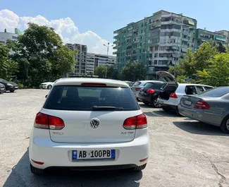 Prenájom Volkswagen Golf 6. Auto typu Ekonomická, Komfort na prenájom v v Albánsku ✓ Bez zálohy ✓ Možnosti poistenia: TPL, CDW, Krádež, V zahraničí.