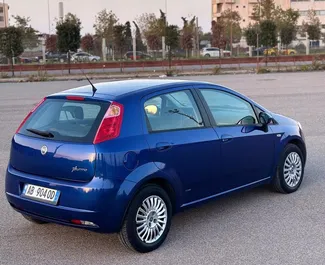Najem Fiat Punto. Avto tipa Ekonomičen za najem v v Albaniji ✓ Brez depozita ✓ Možnosti zavarovanja: TPL, CDW, SCDW, FDW, V tujini.