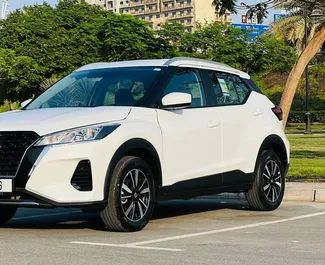 Aluguel de Nissan Kicks. Carro Económico, Conforto, Crossover para Alugar nos Emirados Árabes Unidos ✓ Depósito de 2000 AED ✓ Opções de seguro: TPL, SCDW.