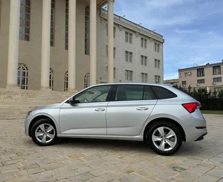 Aluguel de Carro Skoda Scala #11482 com transmissão Automático no aeroporto de Tirana, equipado com motor 1,0L ➤ De Leonard na Albânia.