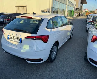 Aluguel de carro Skoda Scala 2024 na Albânia, com ✓ combustível Gasolina e  cavalos de potência ➤ A partir de 20 EUR por dia.