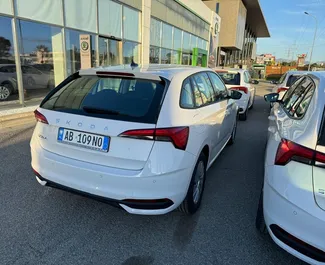 Aluguel de carro Skoda Scala 2024 na Albânia, com ✓ combustível Gasolina e  cavalos de potência ➤ A partir de 8 EUR por dia.