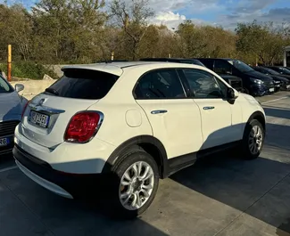 Fiat 500X bérlése. Kényelmes, Prémium, Crossover típusú autó bérlése Albániában ✓ Letét nélkül ✓ Biztosítási opciók: TPL, CDW, SCDW, FDW, Lopás, Külföldön, Fiatal.