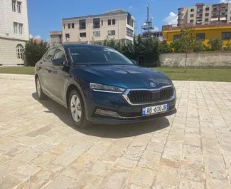 Aluguel de carro Skoda Octavia 2022 na Albânia, com ✓ combustível Gasolina e  cavalos de potência ➤ A partir de 35 EUR por dia.