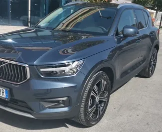 Aluguel de Volvo XC40. Carro Conforto, SUV, Crossover para Alugar na Albânia ✓ Depósito de 1000 EUR ✓ Opções de seguro: TPL, CDW, No estrangeiro.