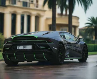 Lamborghini Huracan Coupe 2023 dostupné na prenájom v v Dubaji, s limitom kilometrov 250 km/deň.