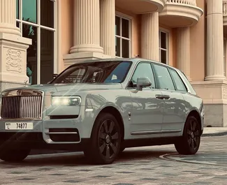 Prenájom auta Rolls-Royce Cullinan #11357 s prevodovkou Automatické v v Dubaji, vybavené motorom 6,5L ➤ Od Andrei v v SAE.