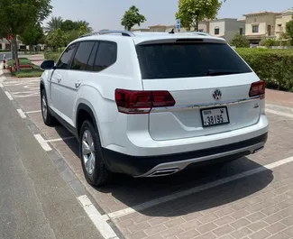 Alquiler de Volkswagen Atlas. Coche Confort, Premium, Cruce para alquilar en los EAU ✓ Sin depósito ✓ opciones de seguro TPL, SCDW, Pasajeros, Robo, Sin depósito.