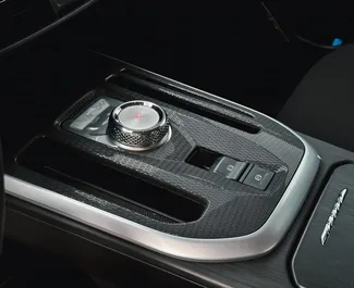 Haval Jolion 2024 araç kiralama BAE'de, ✓ Benzin yakıt ve  beygir gücü özellikleriyle ➤ Günde başlayan fiyatlarla 85 AED.