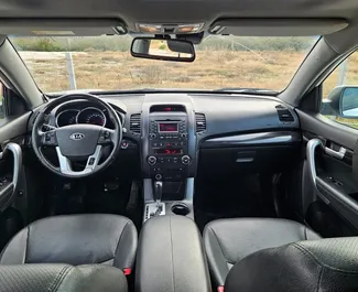 Motor Gasóleo 2,0L do Kia Sorento 2011 para aluguel no aeroporto de Tirana.