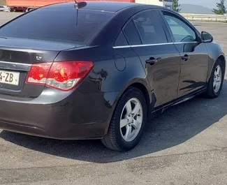 Motor Bencin 1,4L Chevrolet Cruze 2015 za najem v na letališču Kutaisi.