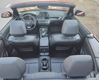 BMW 230xi Cabrio 2022 com sistema de Tração traseira, disponível em Tbilisi.
