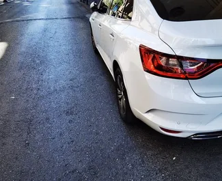 Renault Megane Sedan 2024 auto rentimine Türgis, sisaldab ✓ Bensiin kütust ja 140 hobujõudu ➤ Alates 66 USD päevas.